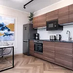 Viru, 2-bedroom With Parking By Ca * Tallinn