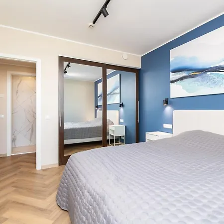 Apartment New Chic 2-bed At Viru By Centralapartments