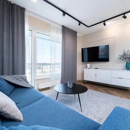New Chic 2-bed At Viru By Centralapartments *