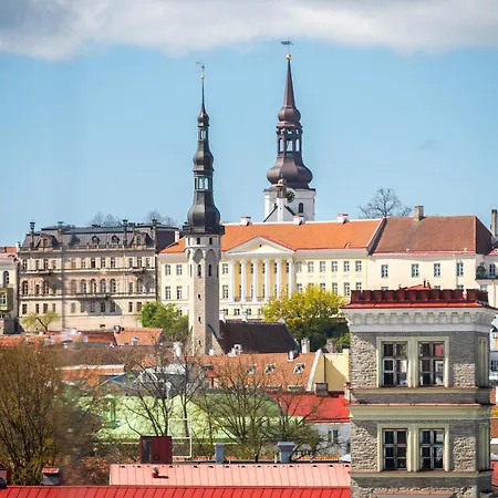 Viru, 2-bedroom With Parking By Ca דירה