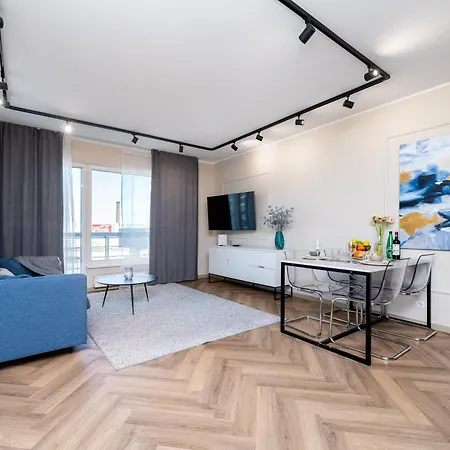 New Chic 2-bed At Viru By Centralapartments Apartment