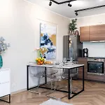 アパート Viru, 2-bedroom With Parking By Ca