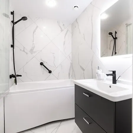 Viru, 2-bedroom With Parking By Ca