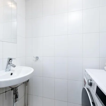 Viru, 2-bedroom With Parking By Ca Διαμέρισμα Ταλίν